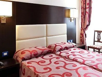 Otel Anglo Americano 4*